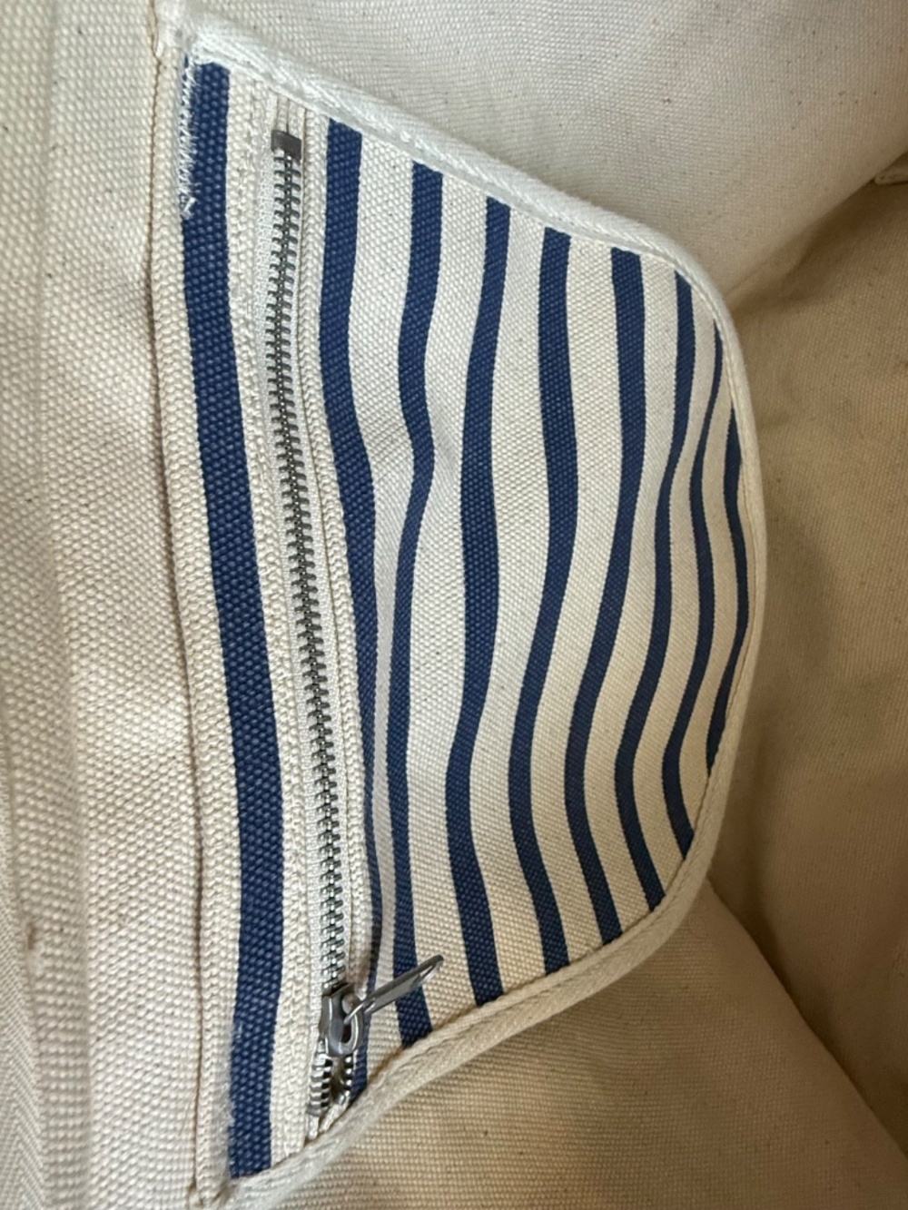 BAGGU Navy Stripe Canvas Weekender Duffel Travel Tote Recycled Cotton - Picture 5 of 8